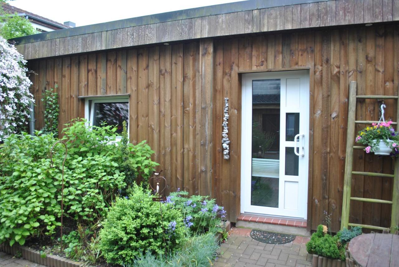 1 Raum Appartement Mit Kuechenzeile In カッペルン エクステリア 写真